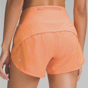 LULULEMON SPEED UP HIGH RISE SHORT 2.5” LINED NWT LIGHT ORANGE COLOR SIZE 14